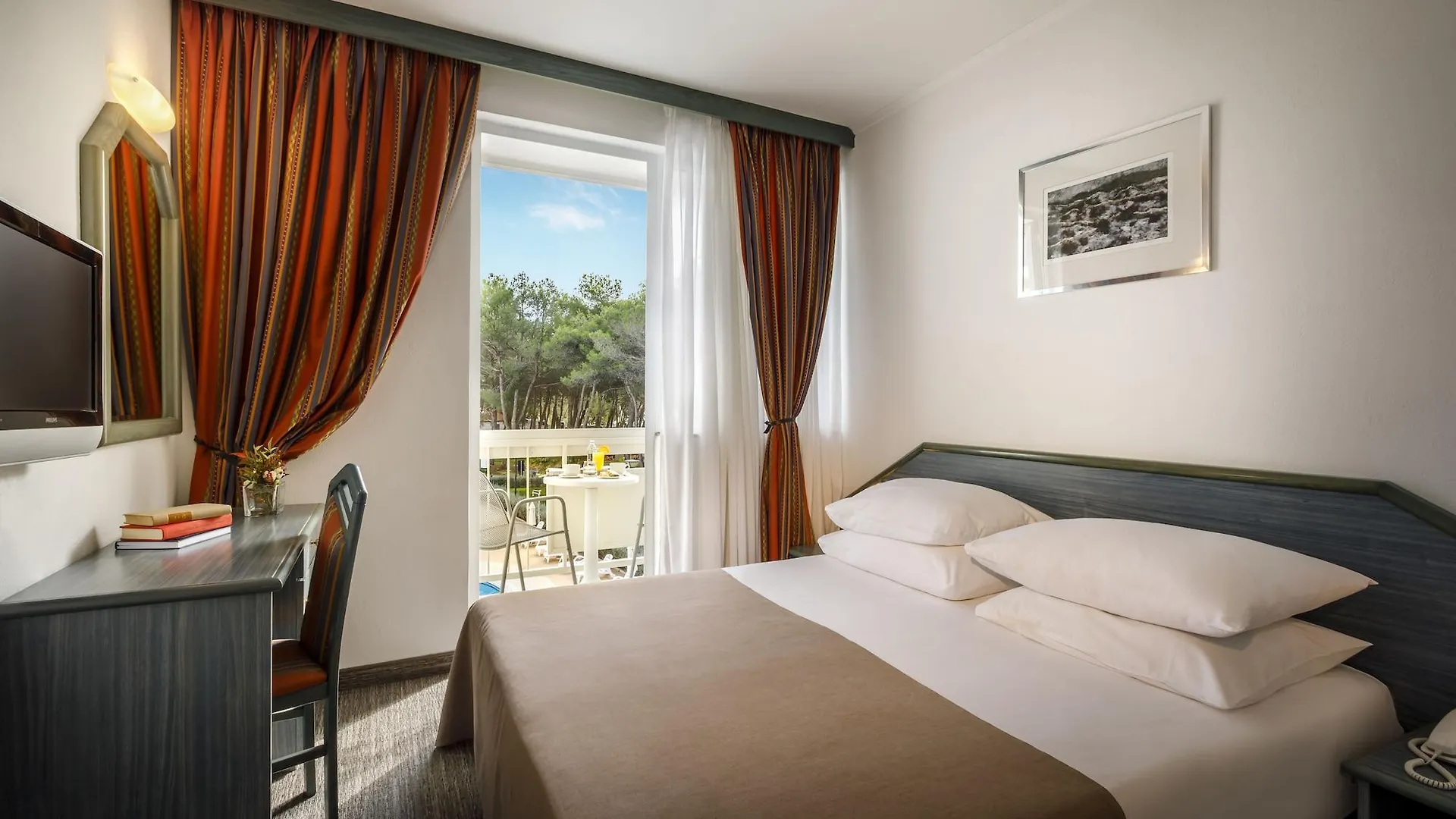Laguna Maradiso Hotel By Aminess Novigrad