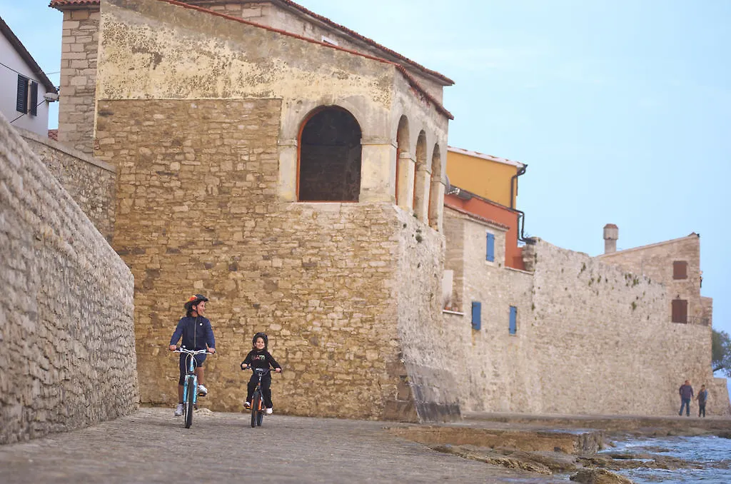 Laguna Maradiso Hotel By Aminess Novigrad   Novigrad (Istria)