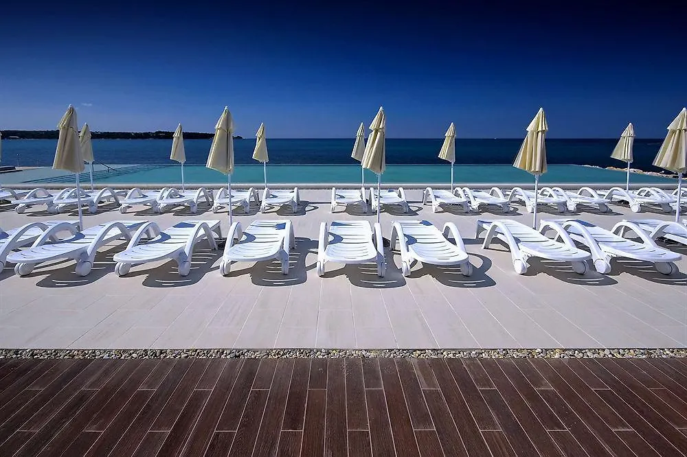 Laguna Maradiso Hotel By Aminess Novigrad  Novigrad (Istria)