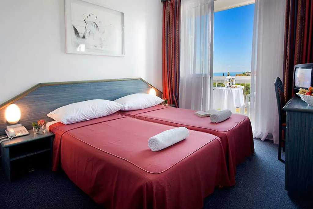 Laguna Maradiso Hotel By Aminess Novigrad